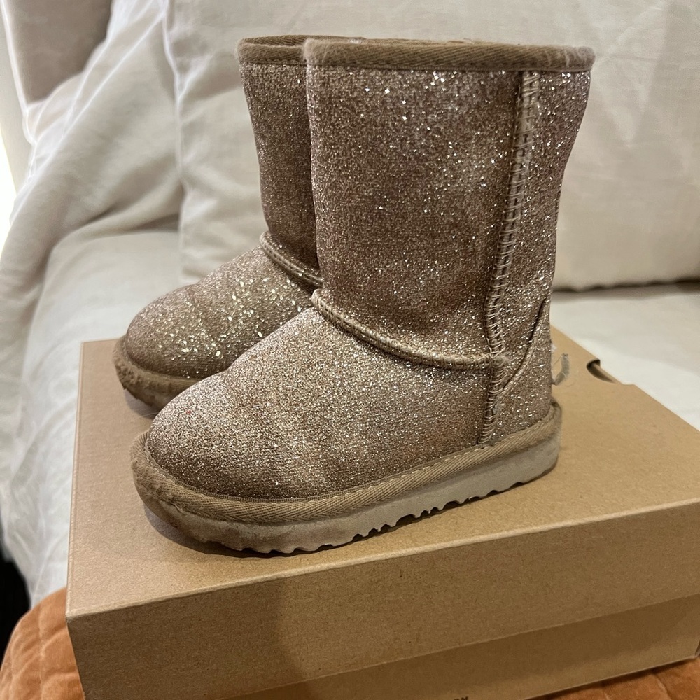 Toddler glitter Uggs